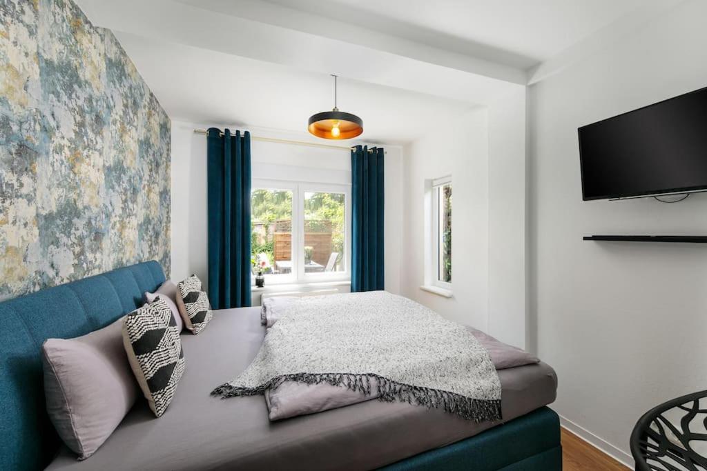 Charmantes Townhaus Mit Garten, W-Lan & Netflix Potsdam Eksteriør billede